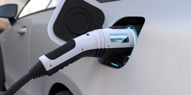 Электрокары уже не будут прежними: Toyota готовит прорывную батарею на 40 лет работы (фото)