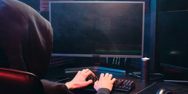 "Видимі результати": як українські хакери руйнують Росію і чого досягли з початку війни