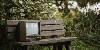 Выбрось телевизор, купи ноутбук. Почему через 10 лет телевидение окончательно проиграет интернету