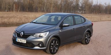 На зміну "Логану": тест-драйв недорогого седана Renault Taliant