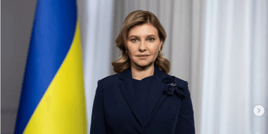 Олена Зеленська показала новий образ у стильному діловому костюмі від українського дизайнера