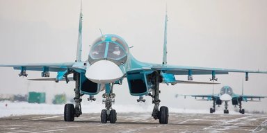 Су-34 на грузовике: эксперты оценили степень повреждения российского самолета (видео)