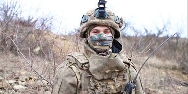 "Трупи через кожні 10 метрів": пілот БПЛА розповів про знищення ЗС РФ скидами гранат (відео)