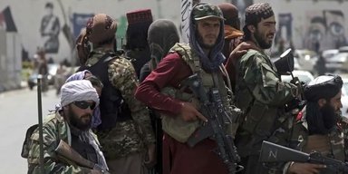Талибан напомнил о себе: в Пакистане напали на военную базу, есть жертвы