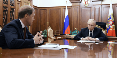 Кремль опублікував свіжі знімки з Путіним після чуток про "проблеми зі здоров'ям" (фото)