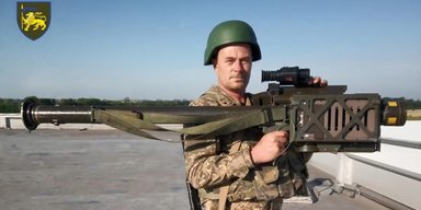 Нічна атака на Київщину: у ЗСУ показали, як боєць з ПЗРК Stinger збив дрон-камікадзе "Шахед"