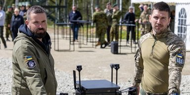 Били дронами и жгли технику: как именно ВСУ разгромили войска НАТО на учениях в Эстонии (видео)