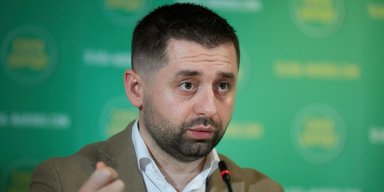 Призначать не всіх: Арахамія розповів, коли Рада відправить Резнікова у відставку