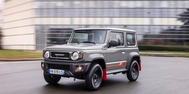 У стилі 80-х: Suzuki Jimny отримав ювілейну прощальну версію (фото)