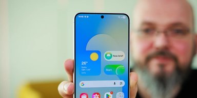 Смартфон Samsung за 700 доларів: експерти обрали найкращий "бюджетник" 2025 року (фото)