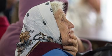 Пенсіонери можуть залишитись без грошей: кому заблокують картки