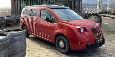 Citroen Berlingo перетворили на оригінальний електричний автодім у ретростилі (фото)