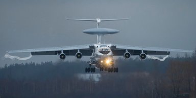 Робота ППО, спалах і вибухи: розвідка опублікувала радіоперехоплення зі збитого Україною А-50 (відео)