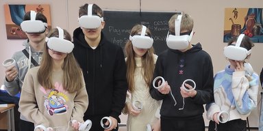 Детей в Украине будут учить с помощью ИИ, VR и Minecraft: где можно освоить новые технологии