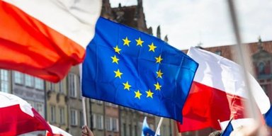 С 1 января Польша председательствует в ЕС вместо Венгрии: повлияет ли это на поддержку Украины