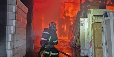 Атака БПЛА по Львову: згоріло майже 300 тонн гуманітарної допомоги (відео)