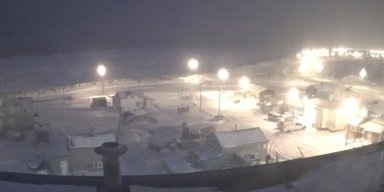 Два місяці темряви: як живе місто, в якому зникає сонце (відео)