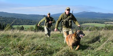 Це рекорд: біля Одеси незаконно перетнути кордон хотіли одразу 47 чоловіків, — соцмережі (фото)