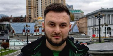 Пропавший блогер подтвердил свою мобилизацию, показавшись в форме (фото)