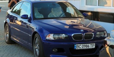 Их существует всего 10: в Украине появился очень редкий спорткар BMW 2000-х (фото)