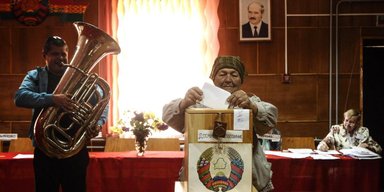 Выборы секонд-хенд. Почему политическая жизнь в Беларуси закатана в асфальт