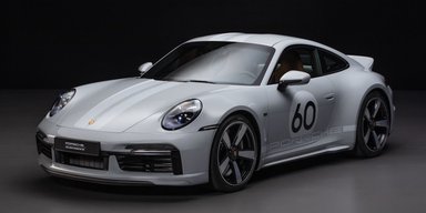 Повна електрифікація: Porsche перестане випускати бензинові автомобілі