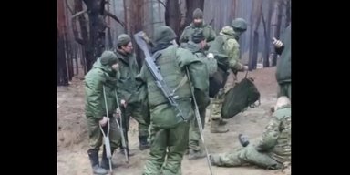 Не дали потеряться в медицинской системе РФ: на передовой россияне штурмуют на костылях