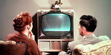 Культурный запой. Как правильно смотреть сериалы и в чем секрет их притягательности