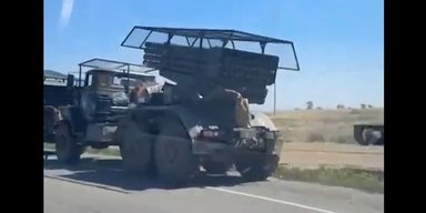 РФ направила на фронт партию модернизированных РСЗО БМ-21 "Град": детали поставки (видео)