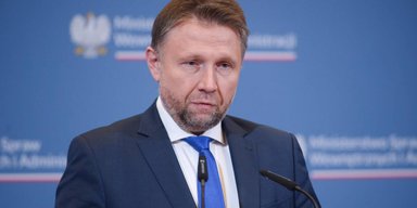 Не депортують з країни: Польща продовжить захист українських біженців, — голова МВС