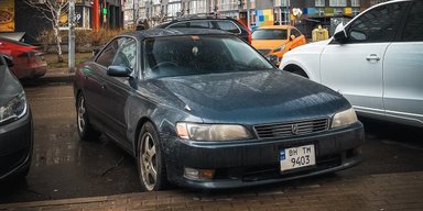 Люкс із 90-х: у Києві засвітився культовий спортивний седан Toyota (фото)