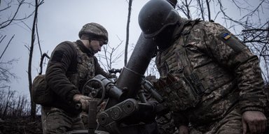 Бійці Холодноярської бригади показали французький 120-мм міномет в дії (фото)