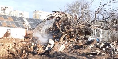 "Немає батька. Немає дому": херсонка розповіла про наслідки ракетного удару ЗС РФ (відео)