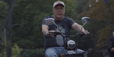 Скандал в Одессе: профессор университета написал оскорбительный пост в день похорон комика Комарова