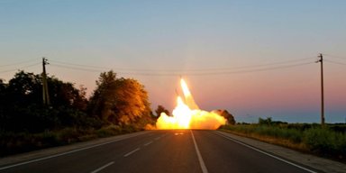 Ранили очільників "МВС": ЗСУ дістали HIMARS до відділку "поліції" у Скадовську (фото)