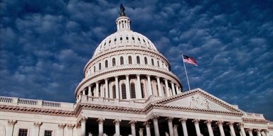 Конгресс США выделил Украине 300 миллионов долларов, но их уже потратили, — Politico
