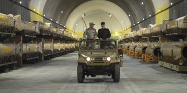 Тисячі балістичних ракет: Іран показав підземну базу з великими запасами зброї (відео)