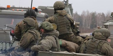 "Многочисленными группами": ВС РФ начали наступление на Малиновку под Запорожьем, — DeepState