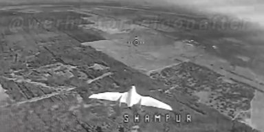 Освоили тактику ВСУ: россияне начали сбивать БПЛА-разведчики FPV-дронами (видео)