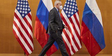 Трудности перевода. Почему Россия пытается говорить с США через голову ОБСЕ