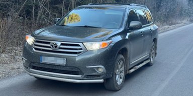 В Ровно замначальника ТЦК и СП получил Toyota Highlander за снятие с розыска