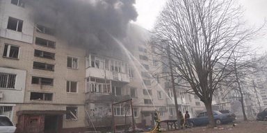 У Сумах зросла кількість поранених від удару РФ: постраждали 13 дітей, — міськрада (фото, відео)