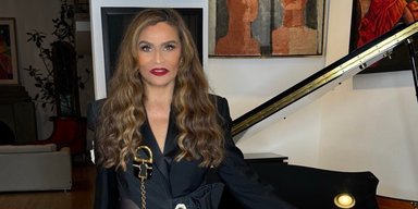 Теща Jay-Z оправдалась за лайк посту об обвинении ее зятя в изнасиловании несовершеннолетней