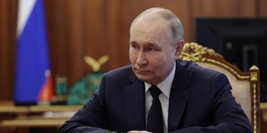 "Це був тріумф": Путін був за кілька кілометрів від місця, яке атакували БПЛА "Лютий", — "УП"