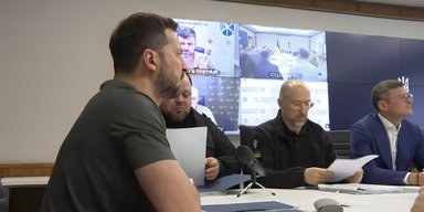 Зеленский провел важную Ставку: названы 3 ключевых вопроса, которые обсуждались (видео)