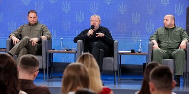 Со списком и за разрешением: зачем Ермак и Умеров поехали в США