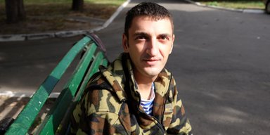 Если человека долго называть свиньей, он захрюкает, — воин и волонтер Алексей Аванесян