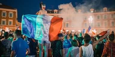 Лівим тут не місце. Як "системний" Макрон став націоналістом і чому французькі політики "правіють"