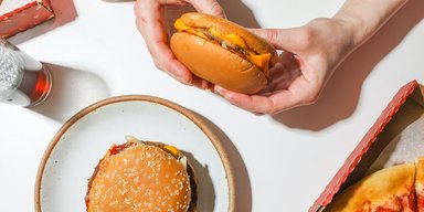 Как в ресторане: три рецепта вкусных бургеров от Эктора, Кацурина и Ярославского