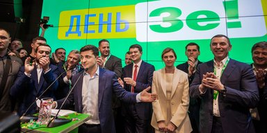 Ближний круг. Как изменилась команда "слуг народа" за два года Зеленского у власти